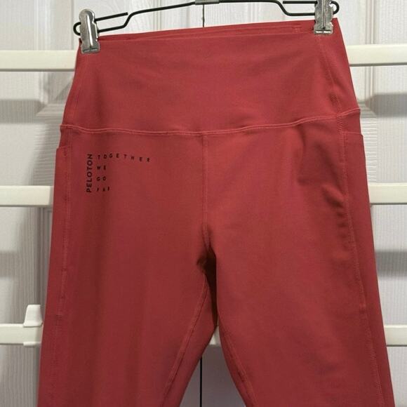 Peloton women’s Small red leggings hi-rise workout exercise yoga gym - Picture 2 of 7